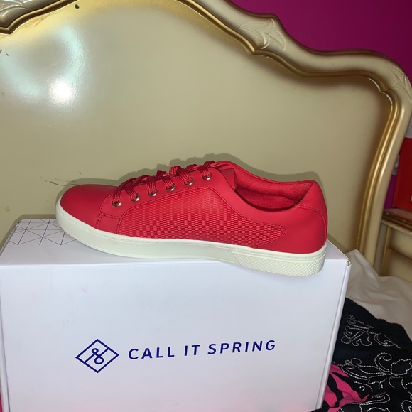 BRAND NEW STEWY sneakers - Picture 3 of 15